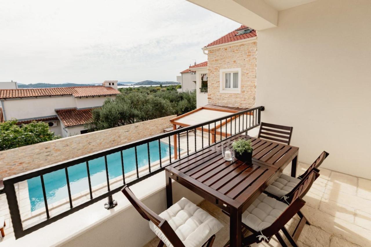 Olive Tree Apartments Vodice Eksteriør billede