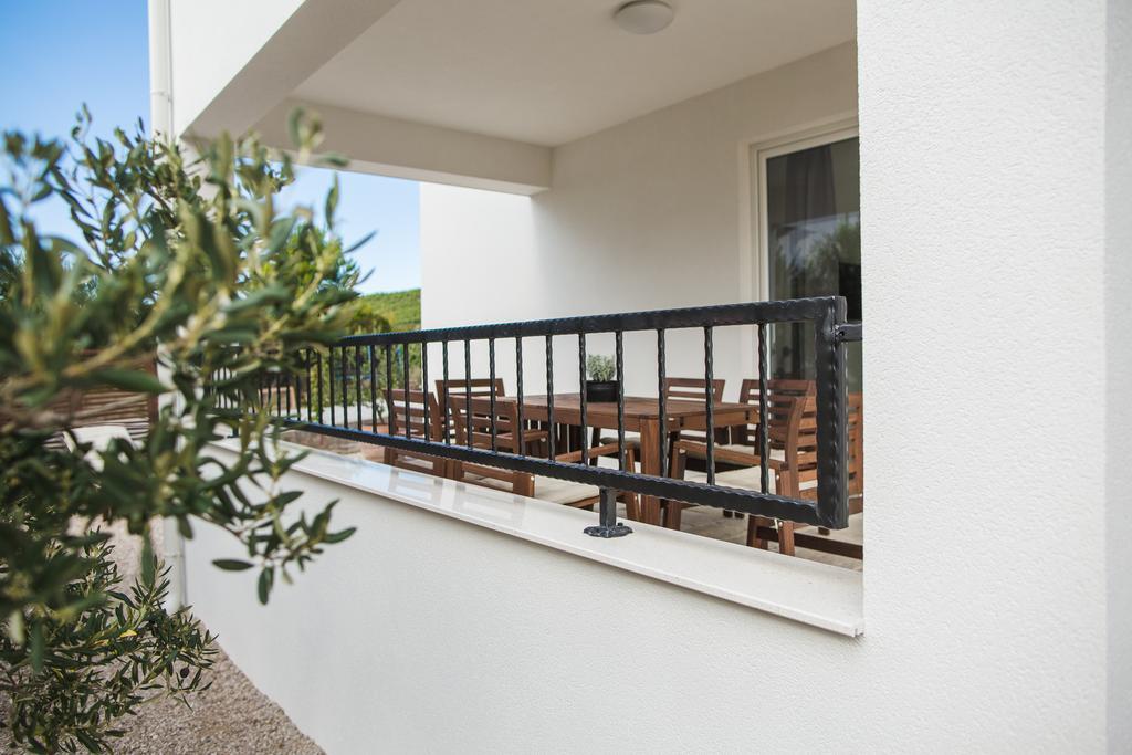 Olive Tree Apartments Vodice Eksteriør billede